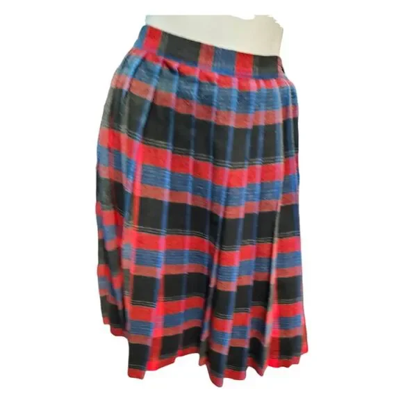 Vintage Red Wool Pleated Skirt XS 23 Plaid - Picture 2 of 8